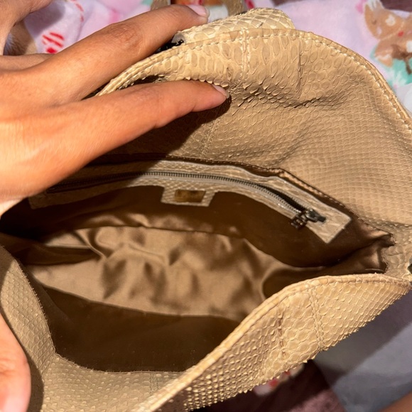 Fendi Python Baguette - Picture 6 of 12